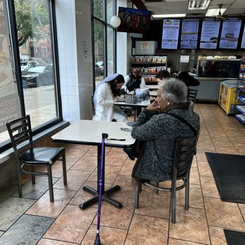 Morry's Deli - Inside - Delis Near Me - Chicago, Illinois