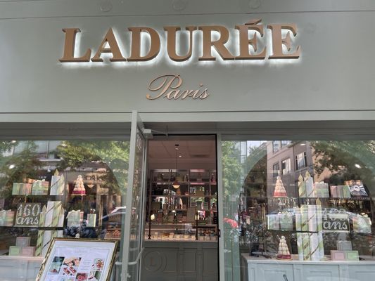 Ladurée by null