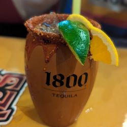 Los Compadres Mexican Grill