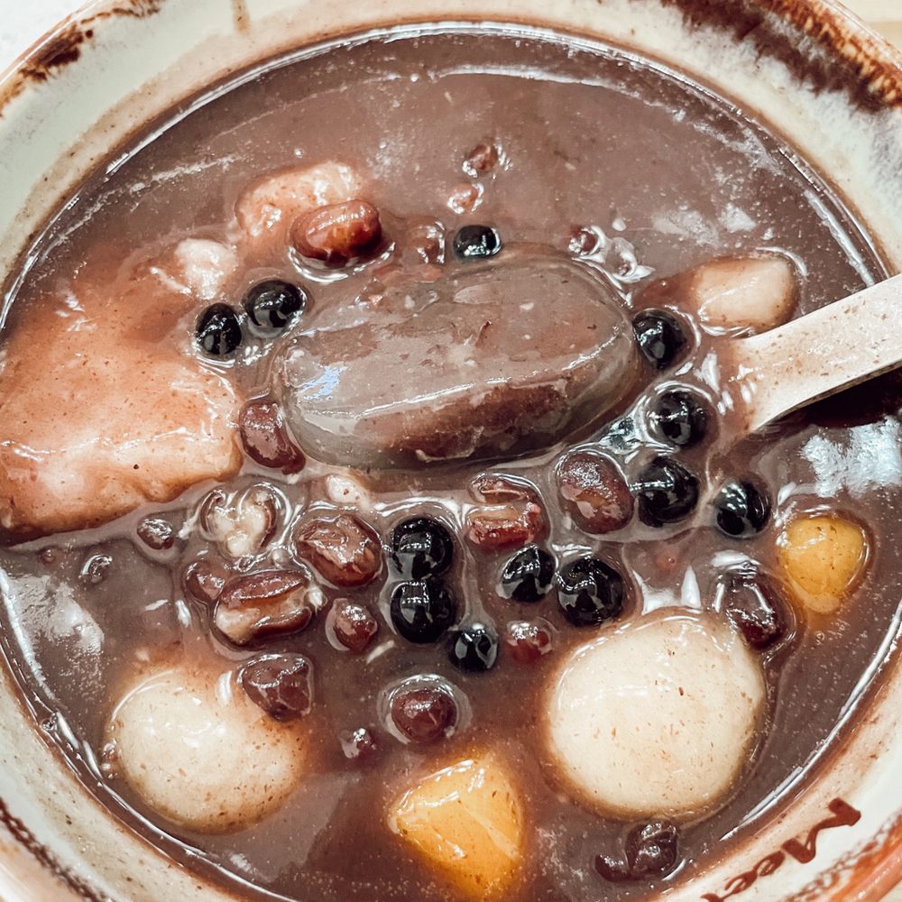 Meet Fresh - Hot Red Bean Soup with Crystal Mochi - Desserts Near Me - Raleigh, North Carolina Meet Fresh - Hot Red Bean Soup with Crystal Mochi - Desserts Near Me - Raleigh, North Carolina