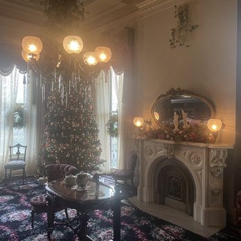 David Davis  Mansion - Museums Near Me - Bloomington, Illinois