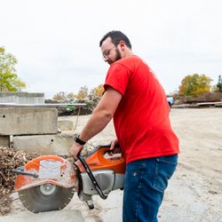 A To Z Contracting