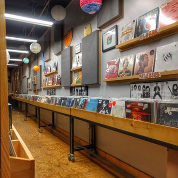 Square Cat Vinyl - Coffee & Tea Near Me - Indianapolis, Indiana Square Cat Vinyl - Coffee & Tea Near Me - Indianapolis, Indiana