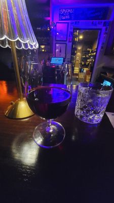 THE TELL ME BAR by null