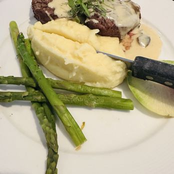 Wind & Sea - Fillet mignon with garlic mashed potato and asparagus - Seafood Near Me - Dana Point, California Wind & Sea - Fillet mignon with garlic mashed potato and asparagus - Seafood Near Me - Dana Point, California