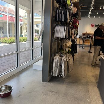 Lululemon - Women's Clothing Near Me - Estero, Florida