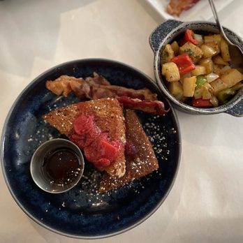 Georgia Brown's - Brioche French Toast with House Home Fries - Southern Near Me - Washington, DC, District of Columbia