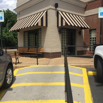 Local Goat - Outside - New American Near Me - Pigeon Forge, Tennessee