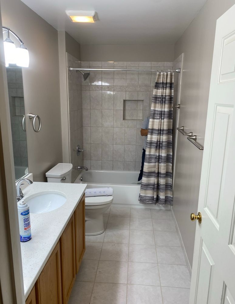 Slide of Renderos Construction