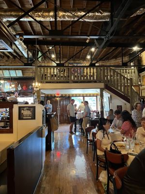 Ye Olde College Inn by null