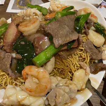 Congee Queen - Cantonese chow main - Chinese Near Me - Thornhill, Ontario