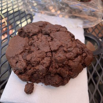 Cafe Atlantique - Double chocolate cookie - Coffee & Tea Near Me - Milford, Connecticut