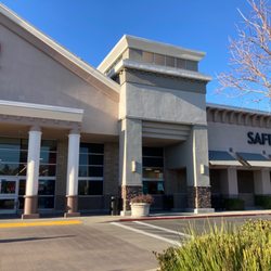Safeway - Outside