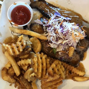 Guy Fieri's - Fish and chips - American Near Me - Cancún, ROO
