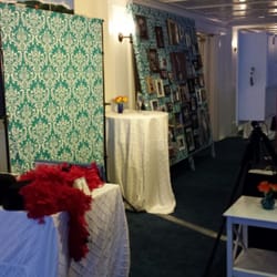Belle Haven Club - Sweet Booths Photo Booths rockin a wedding #photoboothappiness