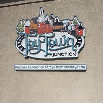 Toy Town Junction - Art Museums Near Me - Luray, Virginia Toy Town Junction - Art Museums Near Me - Luray, Virginia