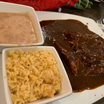 Rajas con Crema - Pollo en Mole de la Casa - Beer, Wine & Spirits Near Me - Maywood, California