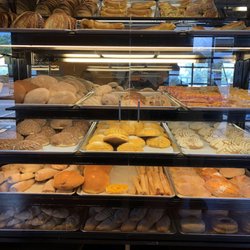 Panaderia Zaragoza - Treats