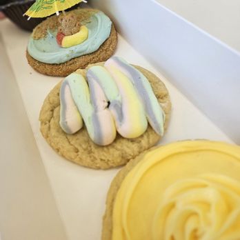 Crumbl - Eagle - Bakeries Near Me - Eagle, Idaho Crumbl - Eagle - Bakeries Near Me - Eagle, Idaho