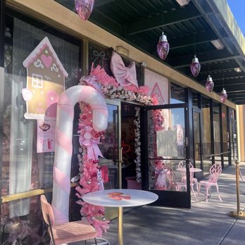 Cafe De Flores - Outside - Desserts Near Me - Las Vegas, Nevada Cafe De Flores - Outside - Desserts Near Me - Las Vegas, Nevada