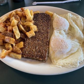 West Shine Family Restaurant - Mama's Country Breakfast (biscuit and gravy included) - American Near Me - Cincinnati, Ohio