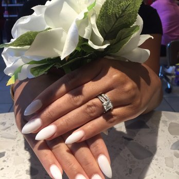 Von Mia Beauty - Love my stiletto nails by Von!!! - Nail Salons Near Me - Naples , Florida