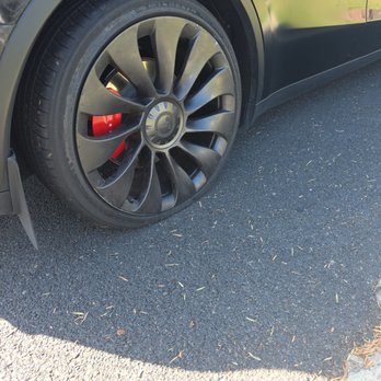Roll Up Tires - Tires Near Me - Los Angeles, California Roll Up Tires - Tires Near Me - Los Angeles, California