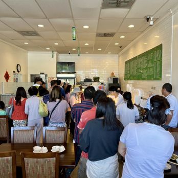 Yu's Garden - a large group of people in a restaurant - Taiwanese Near Me - Irvine, California Yu's Garden - a large group of people in a restaurant - Taiwanese Near Me - Irvine, California