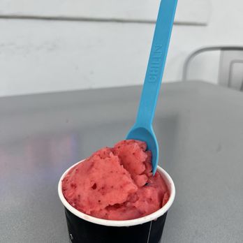 Chill-N Nitrogen Ice Cream - Winter Park - Strawberry Sorbet - Desserts Near Me - Winter Park, Florida Chill-N Nitrogen Ice Cream - Winter Park - Strawberry Sorbet - Desserts Near Me - Winter Park, Florida