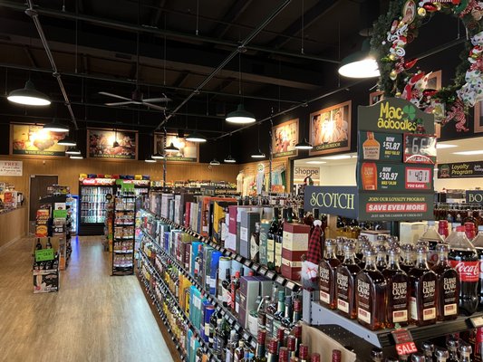 Macadoodles of Lee's Summit by null