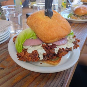 The Riverside - Fried chicken sandwich - American Near Me - Maupin, Oregon The Riverside - Fried chicken sandwich - American Near Me - Maupin, Oregon