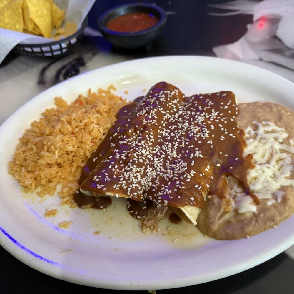 Mi Lindo Jalisco - Enchiladas mole - Mexican Near Me - Kingman, Arizona Mi Lindo Jalisco - Enchiladas mole - Mexican Near Me - Kingman, Arizona
