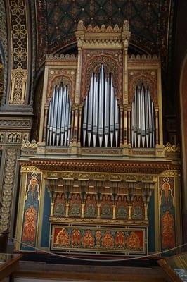 Spanish Synagogue by null