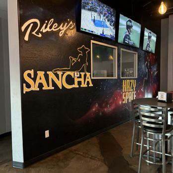 RILEY’S TAPROOM - Updated August 2025 - 76 Photos & 26 Reviews - 2940 ...
