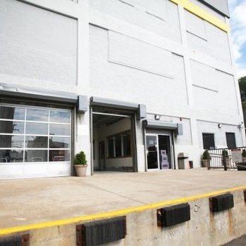Storage King USA - Main loading dock and office entrance - Self Storage Near Me - Newark, New Jersey Storage King USA - Main loading dock and office entrance - Self Storage Near Me - Newark, New Jersey