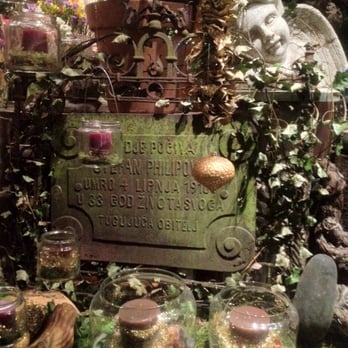 puste-blume - Florists Near Me - Hanover, NI