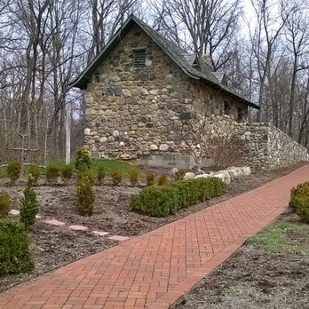 Fishers Heritage Park At White River - Cool stone building behind the West-Harris house - Parks Near Me - Fishers, Indiana Fishers Heritage Park At White River - Cool stone building behind the West-Harris house - Parks Near Me - Fishers, Indiana