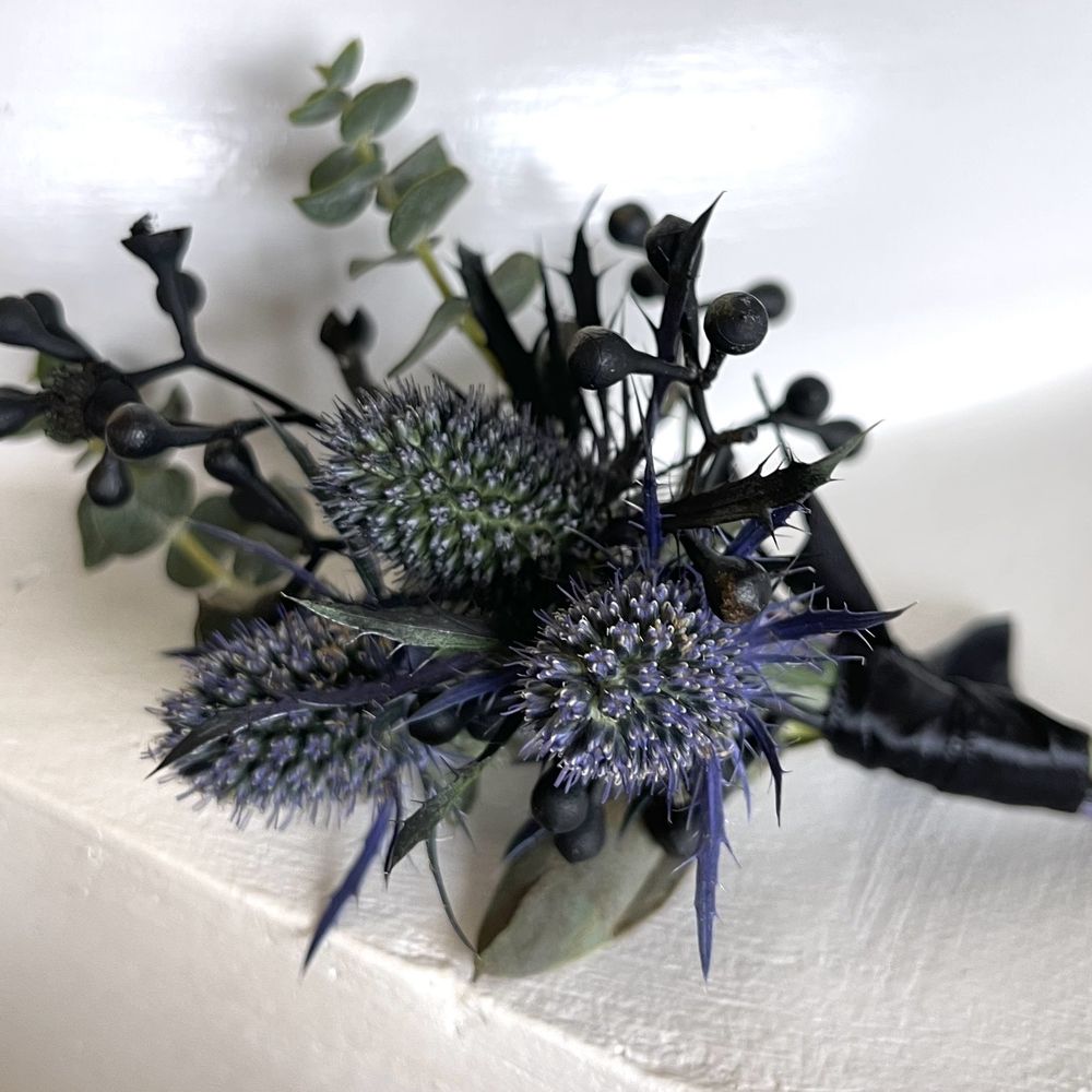 Heaven Scent Flower Company - Boutonniere - Florists Near Me - Loomis, California Heaven Scent Flower Company - Boutonniere - Florists Near Me - Loomis, California