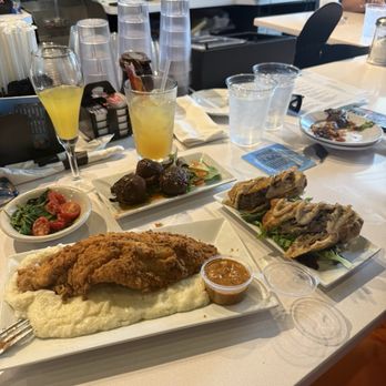 Uptown Kitchen & Bar - Breakfast & Brunch Near Me - Jacksonville, Florida