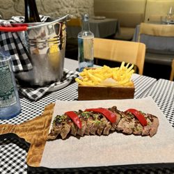 La Ultramar - Beef on plank