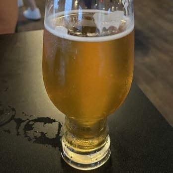 Barker Brewhouse - Deadhead IPA - Brewpubs Near Me - Evansville, Indiana