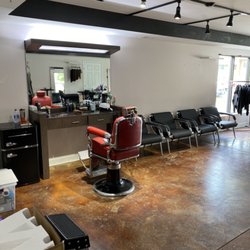 RL Barber Lounge - Starting to look like barbershop
