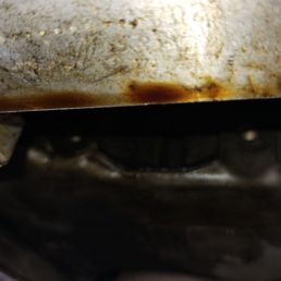 Removal of oil filter, didn't bother using brake cleaner, left oil on plastic guard Removal of oil filter, didn't bother using brake cleaner, left oil on plastic guard