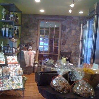 109 Cheese and Wine - Cheese Shops Near Me - Ridgefield, Connecticut