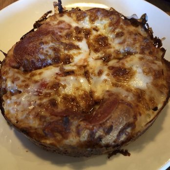 BJ's Restaurant & Brewhouse - Kids deep dish pepperoni & cheese pizza - Pizza Near Me - Plano, Texas