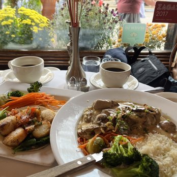 Ma Maison - Sea scallops (left), veal kidneys (right) - French Near Me - Boston, Massachusetts