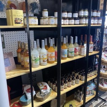 Sealy Flower Station - Goodies - Florists Near Me - Sealy, Texas