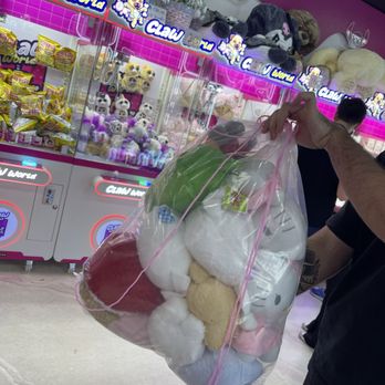 Claw World - Plush prizes - Arcades Near Me - Las Vegas, Nevada