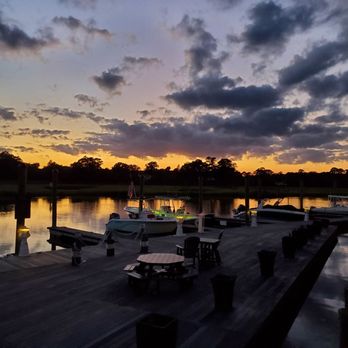 Decoys Seafood - Lovely sunset - Seafood Near Me - Suffolk, Virginia Decoys Seafood - Lovely sunset - Seafood Near Me - Suffolk, Virginia