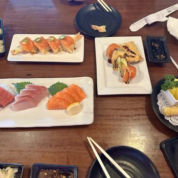 EAT'S SUSHI - Sushi Bars Near Me - Costa Mesa, California EAT'S SUSHI - Sushi Bars Near Me - Costa Mesa, California
